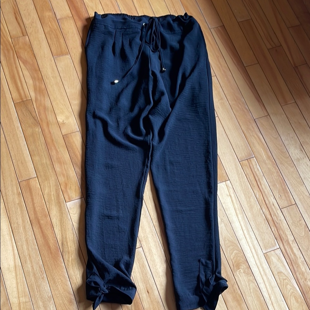 Black dress Jogger
